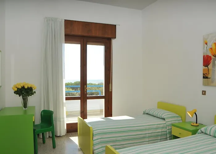 Hotel Casa Marina Bruno E Paola Mari 2*